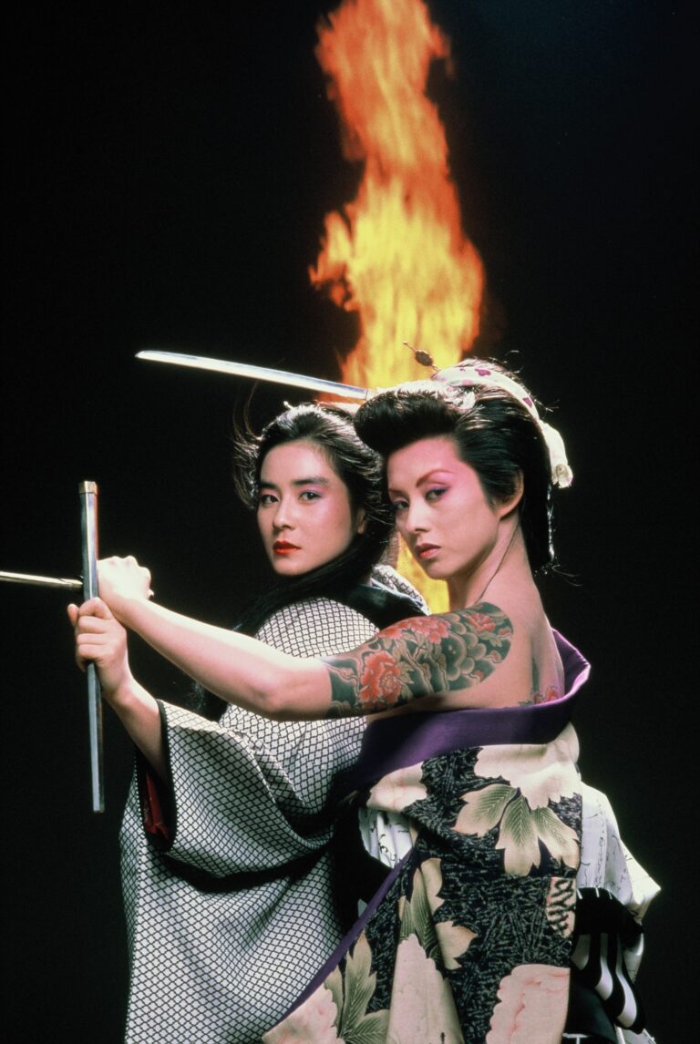 〈五社英雄 没後33年特集〉血と紅(べに)と、微笑の刃——「薄化粧」「十手舞」「陽炎」「女殺油地獄」 - CINEMAS+